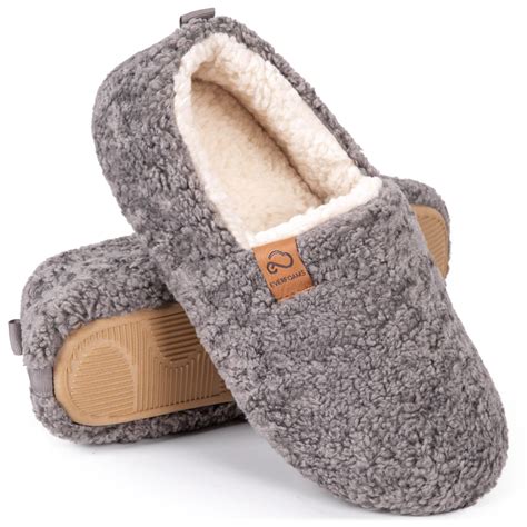 Women's Slippers .